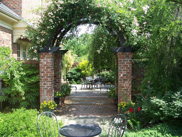 Courtyard_Garrison_2