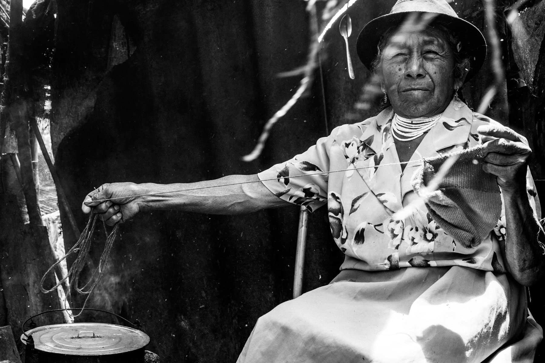 Mujeres Tejedoras, Nasa Rosalia Ul Musicue (78 años), La Primicia, Resguardo San Francisco. Cauca, Colombia, Agosto 19, 2018.