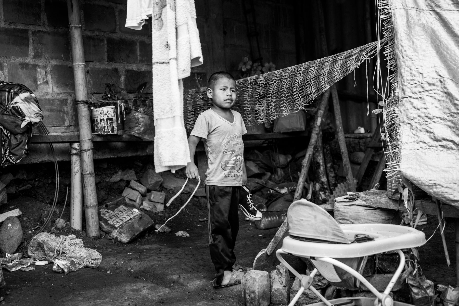 Nasa Kids Yarold Daniel (9 años), hijo de Ismaelina Pazu Ul (33 años), Santa Rita, Toribío, Cauca, Colombia. Septiembre 7, 2018.