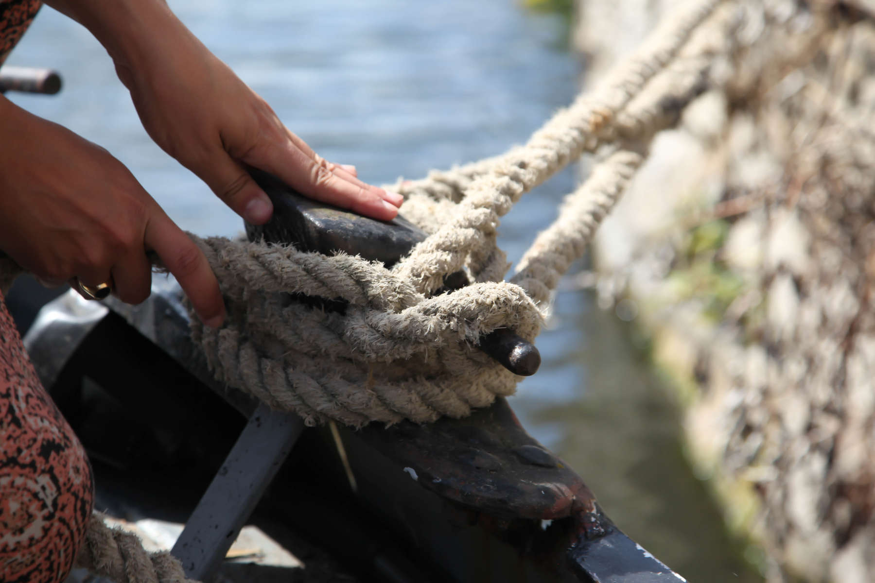 \'Tie the Knot\' Regents Canal