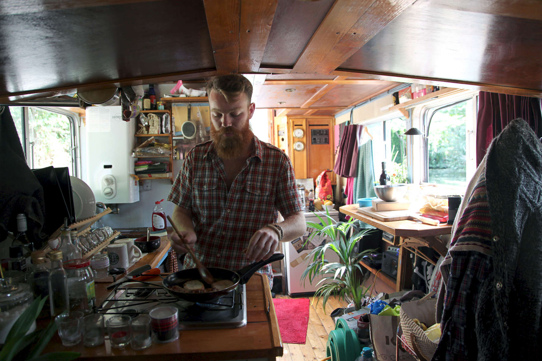 \'Breakfast is Served\' Regents Canal